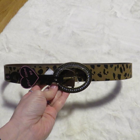 Betsey Johnson leopard print belt - Picture 2 of 6